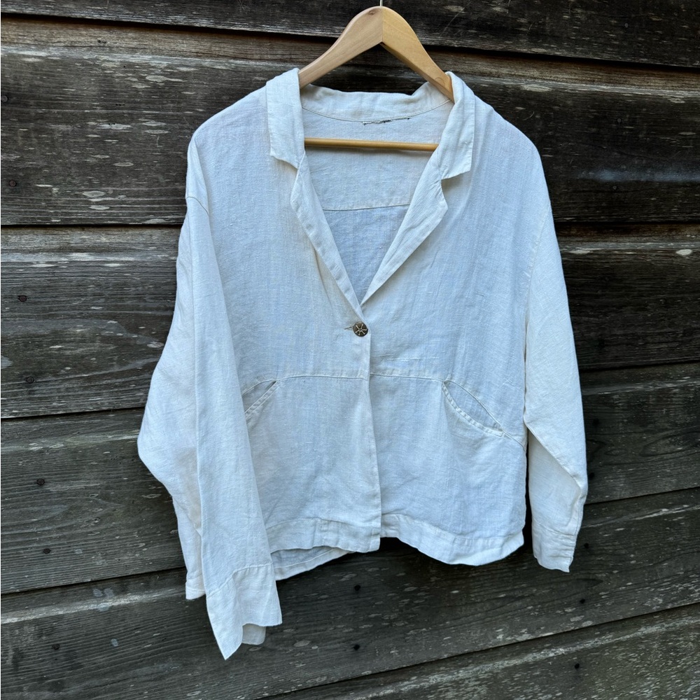Women's White linen long sleeve top